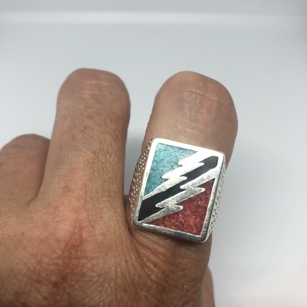 Vintage Stone Inlay Lightning Bolt Men’s Ring